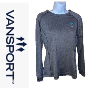 Fitbit Long Sleeve T-Shirt 🩶🩵